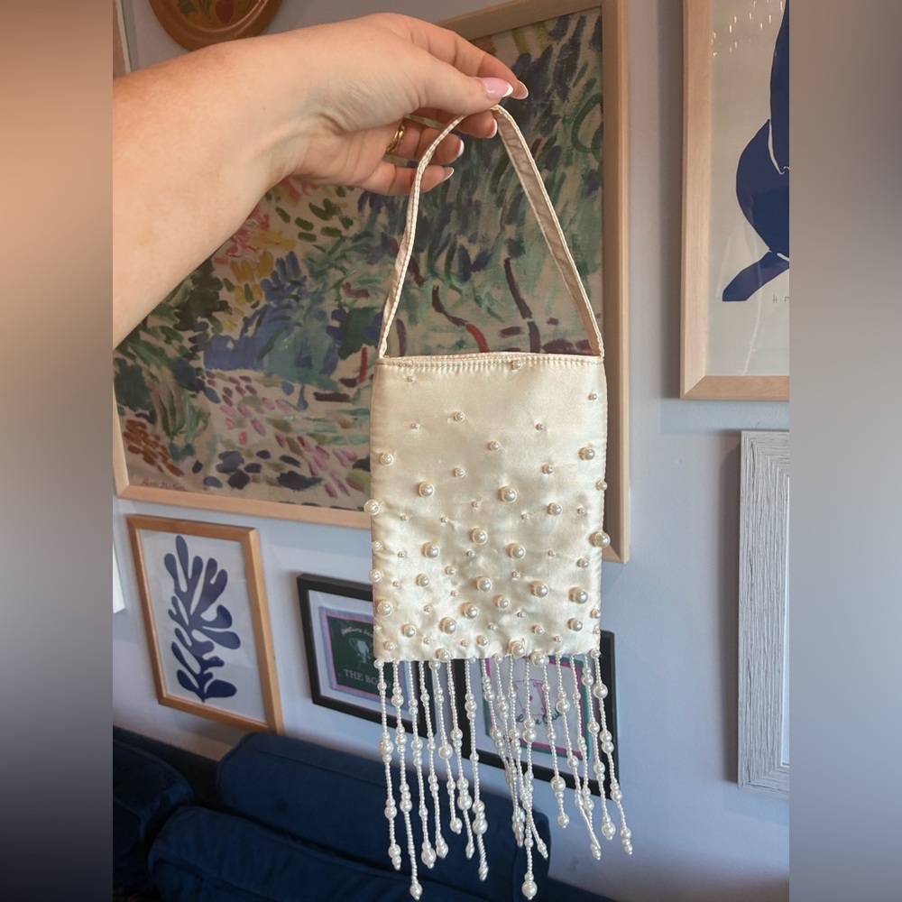 Pearl-Embellished Cream Evening Bridal Bag